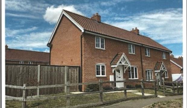 2 Manor Farm Gdns 2 Manor Farm Gdns