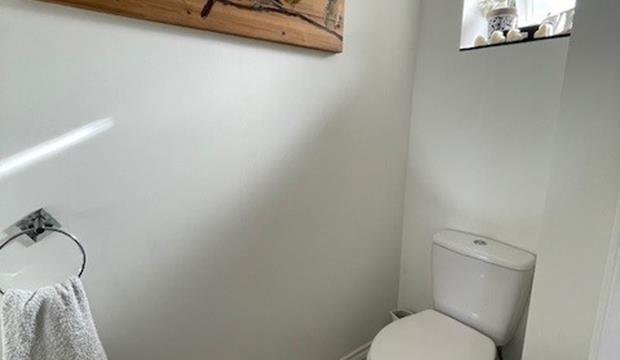 WC WC