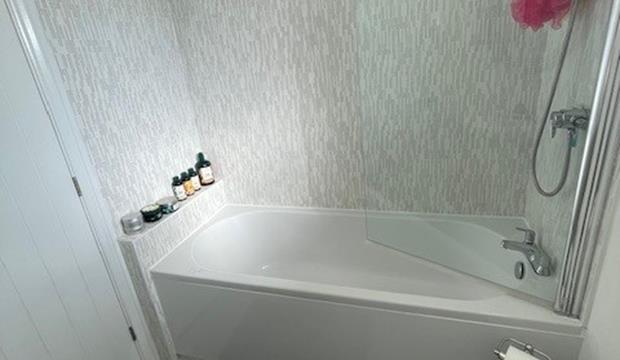Bathroom 2 Bathroom 2